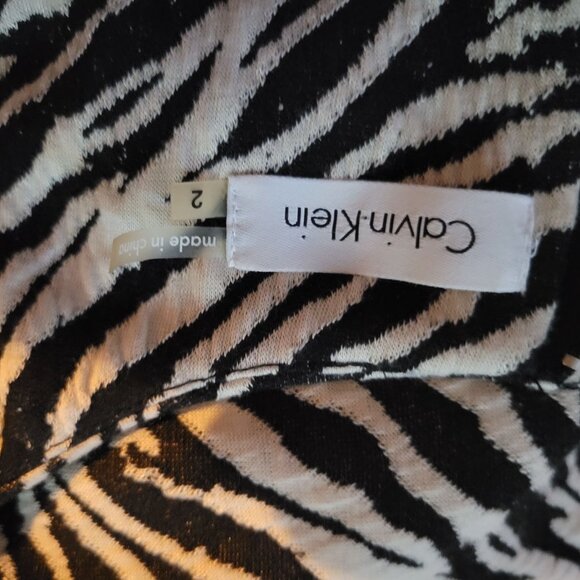 Calvin Klein Zebra Print Sleeveless Sheath Dress Size 2 Polyester Blend Neutral - Picture 2 of 5
